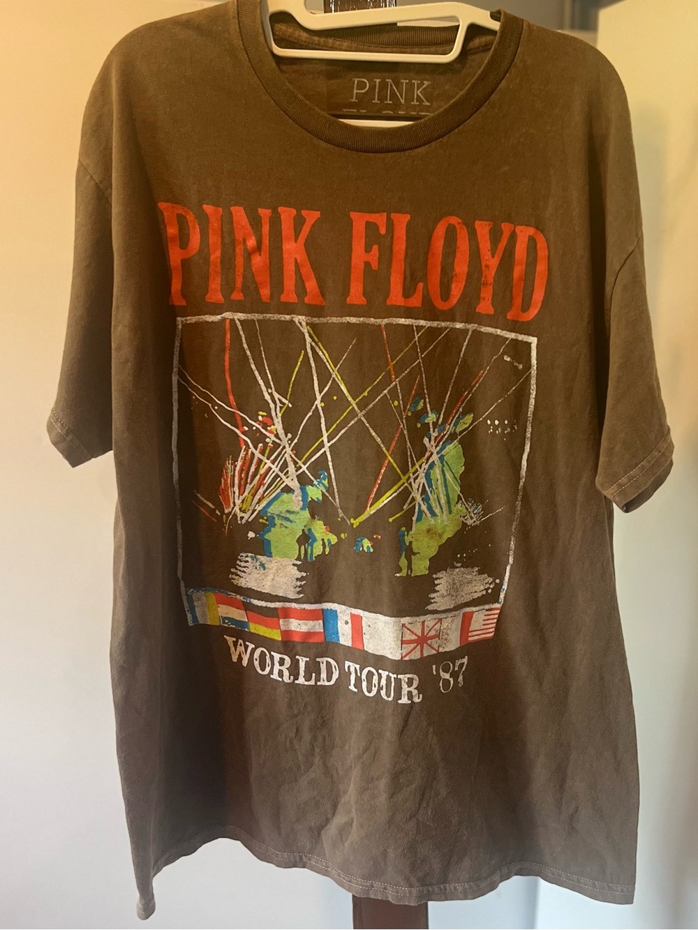 Pink Floyd Brown Graphic Short Sleeve Tee with Red Logo